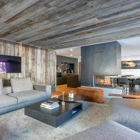 Esquinade 4 Bedrooms Appartement