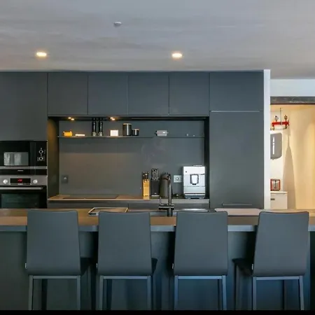 Appartement Esquinade 4 Bedrooms *