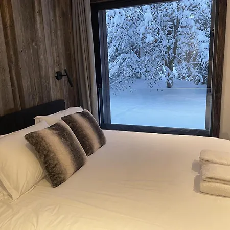 Esquinade 4 Bedrooms 公寓 *