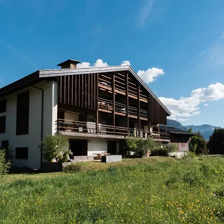 Esquinade 4 Bedrooms *