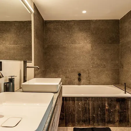 Apartment Esquinade 4 Bedrooms *