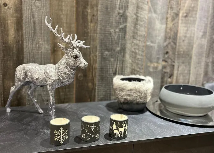 Esquinade 4 Bedrooms 梅杰夫