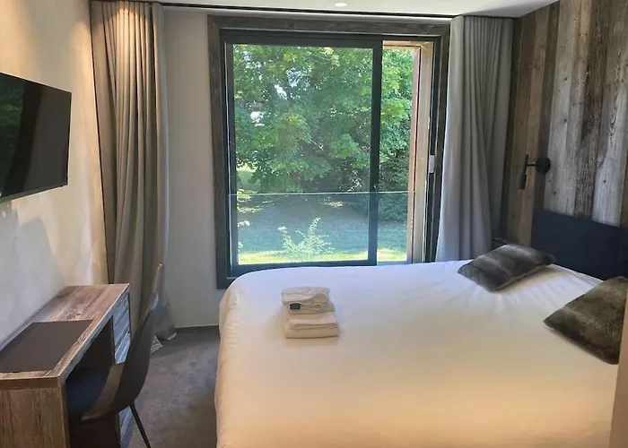 Esquinade 4 Bedrooms 公寓